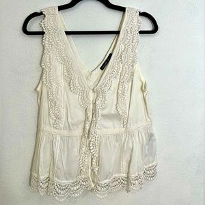 EUC Abercrombie white lace boho top Large
